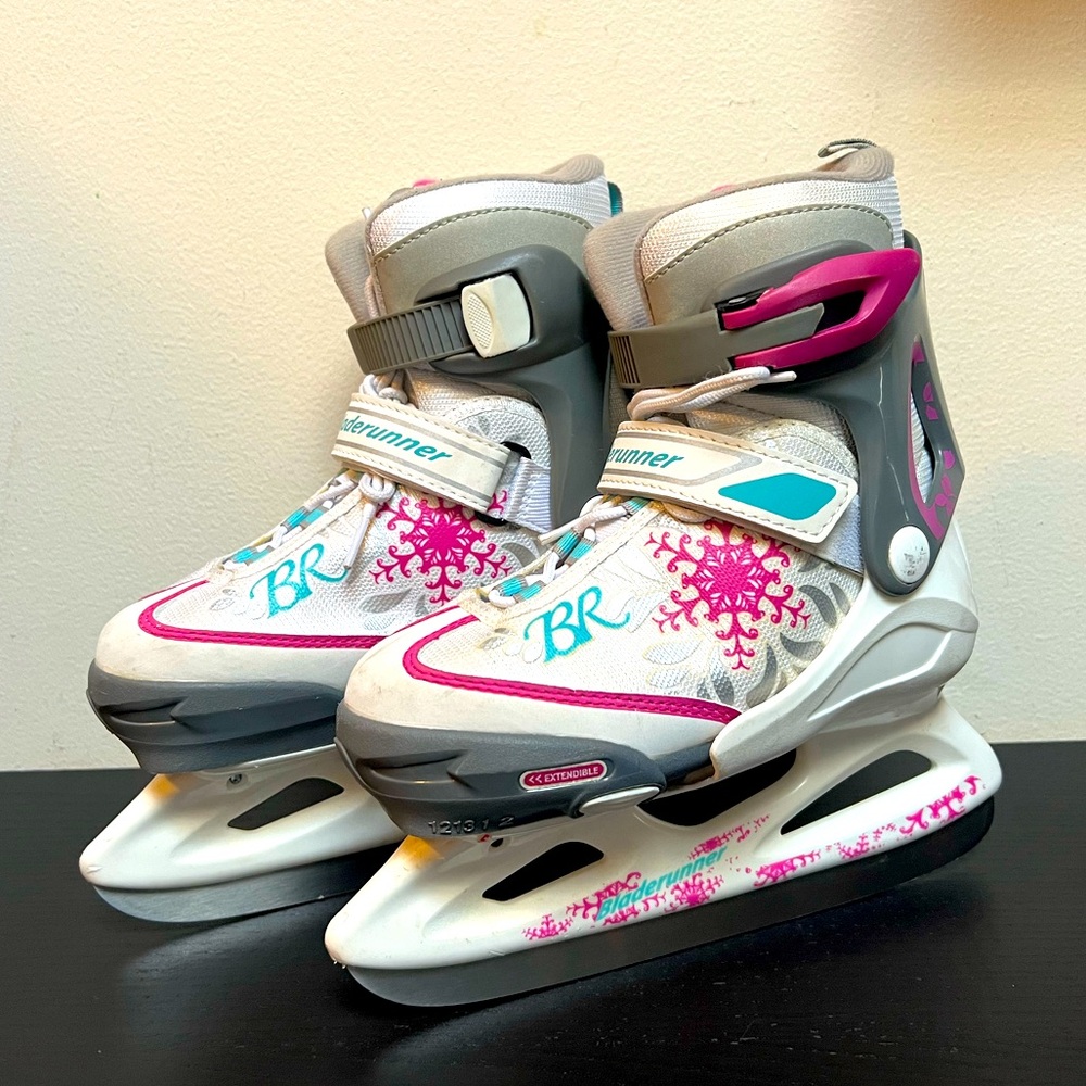 Girls Ice Skates